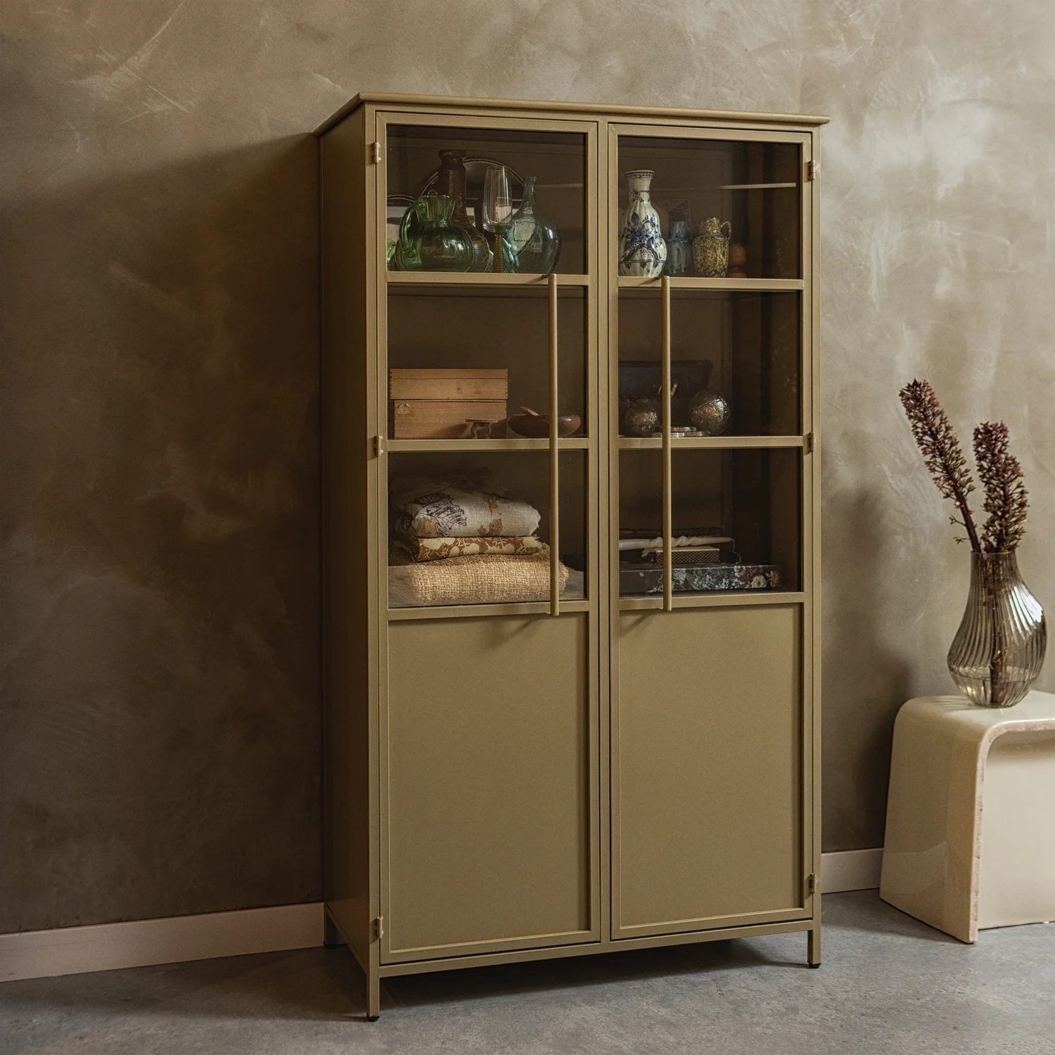 Industrie Vitrine Exhibit H 170 cm Metall khaki