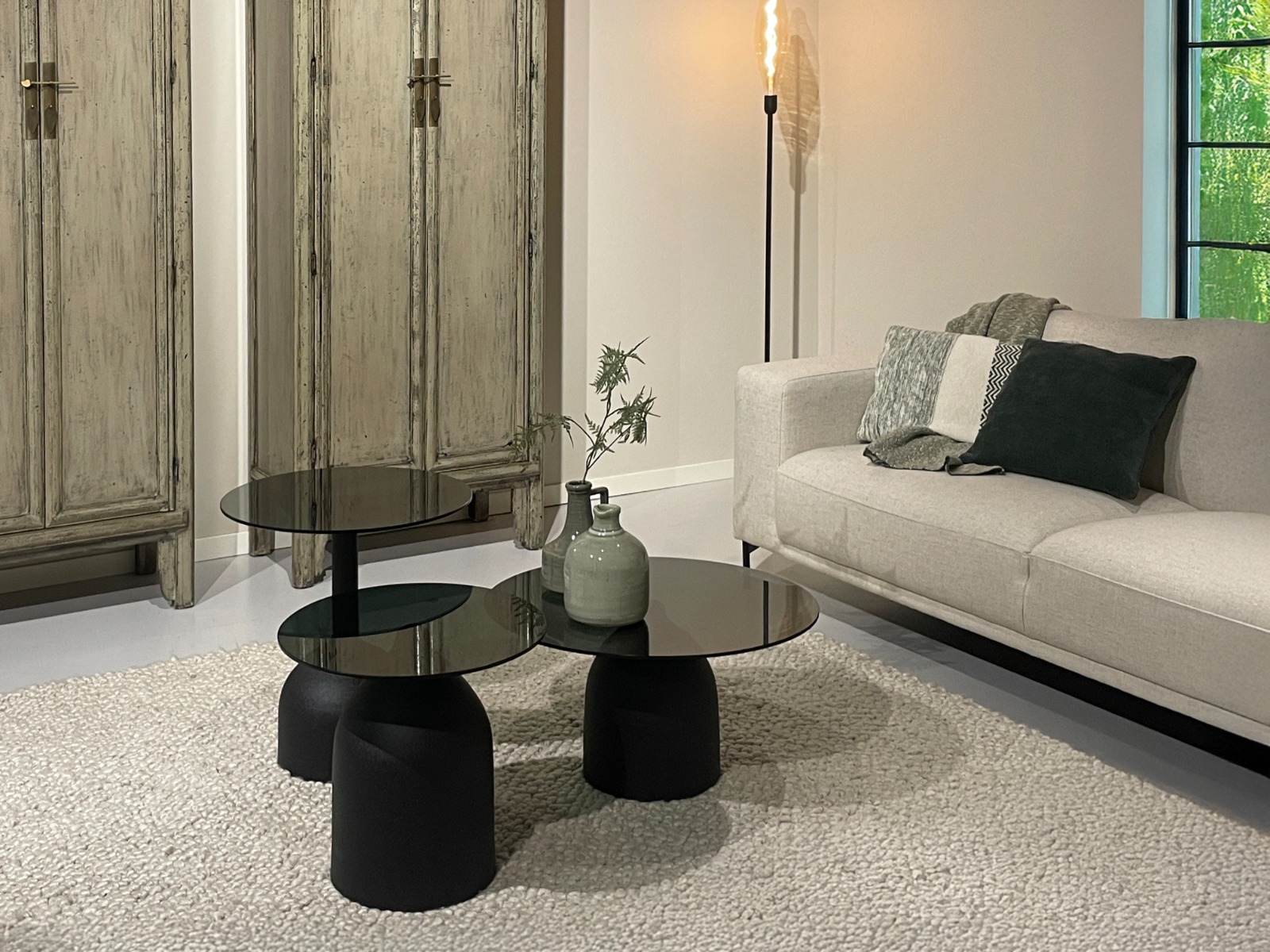 Couchtisch Isa rund Ø 50 cm Glasplatte Metall schwarz