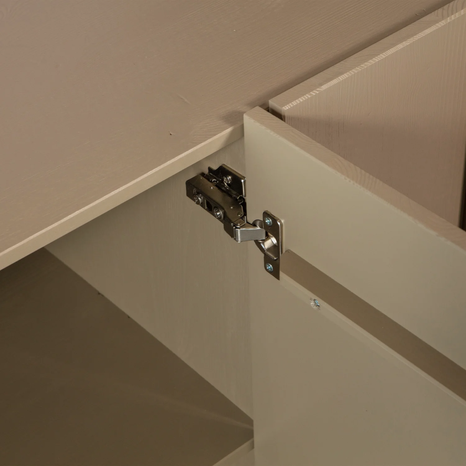 Sideboard BASU 200 cm mit 4 Türen Kiefernholz schlammfarbe Kommode