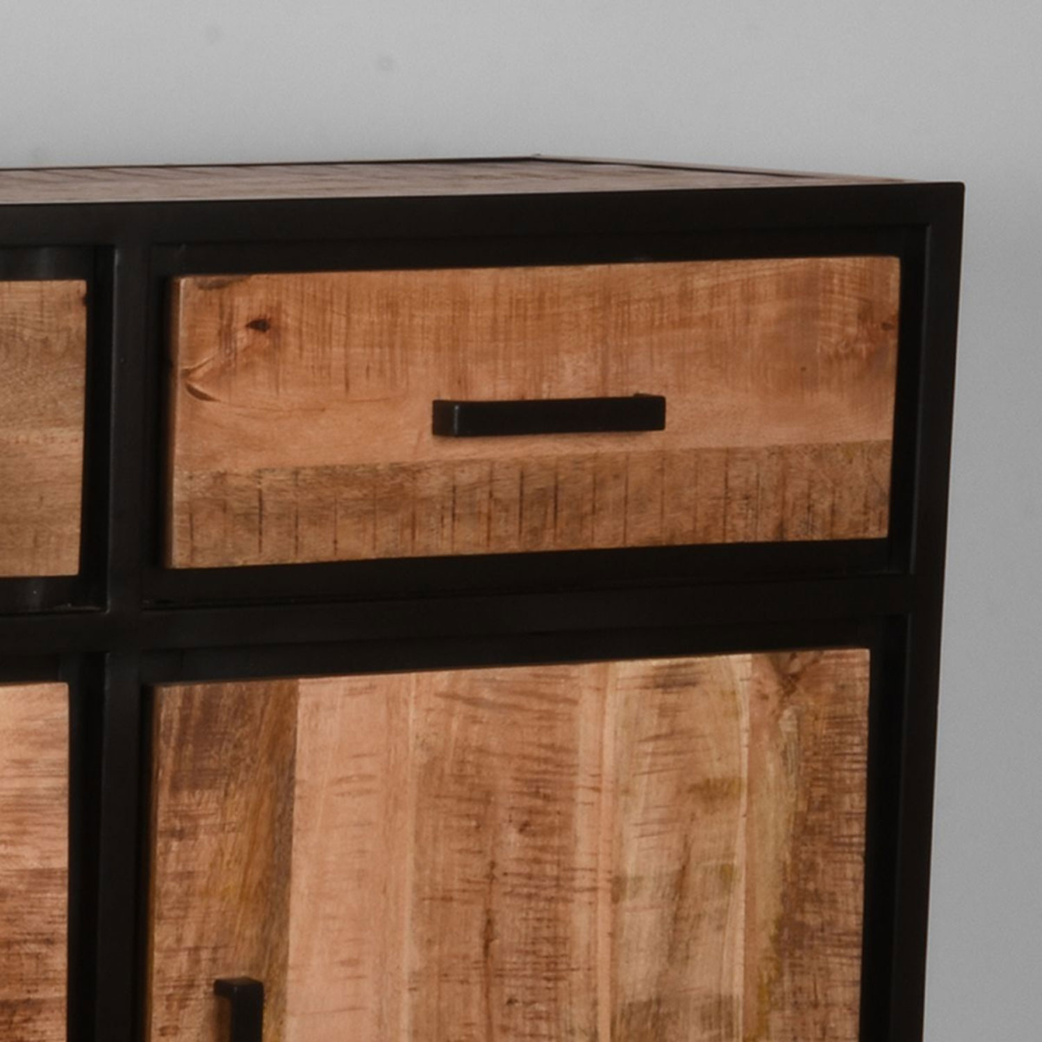 Industrie Kommode NERO 170 cm Anrichte Mango Holz