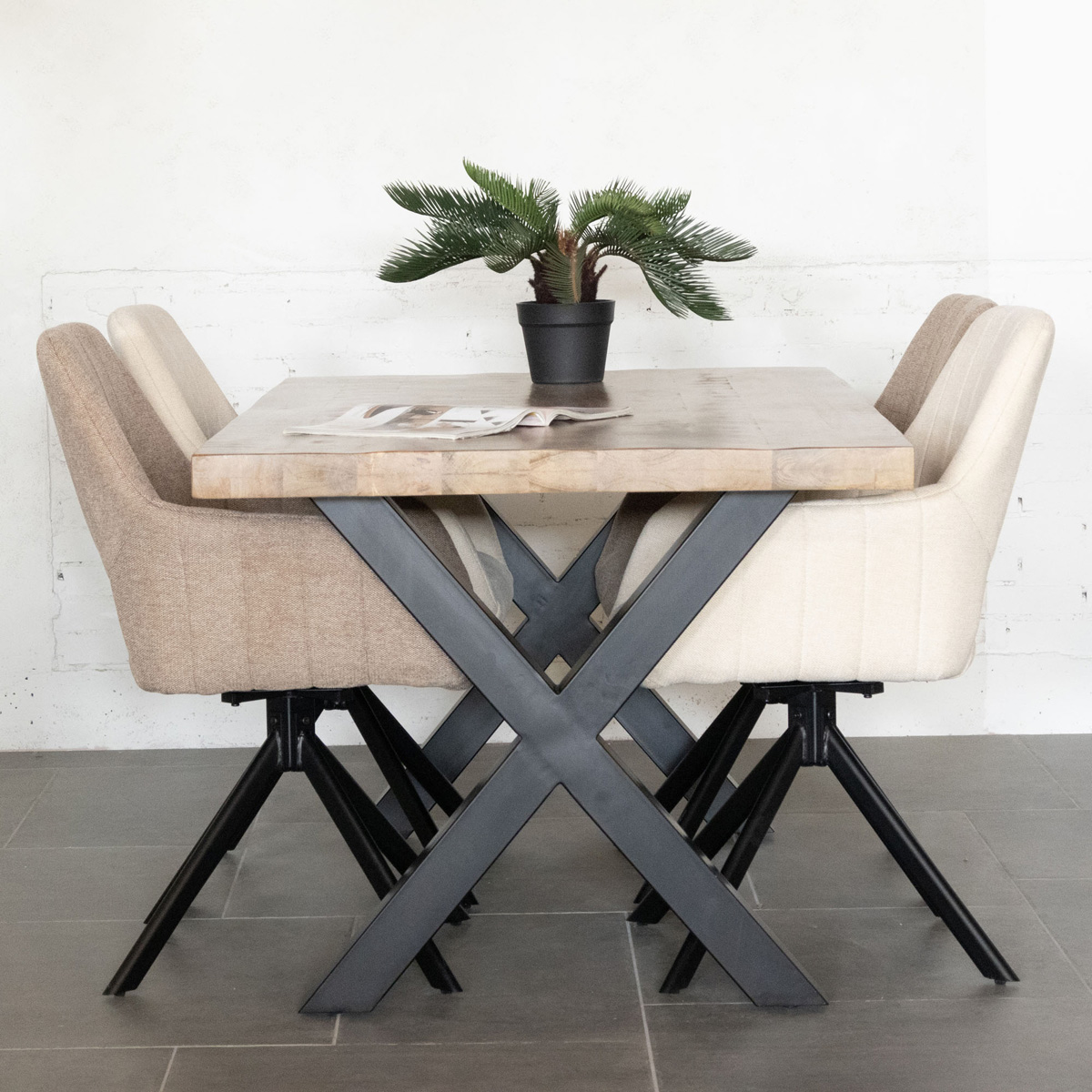 Esstisch Duro 160 x 90 cm Mango Massivholz