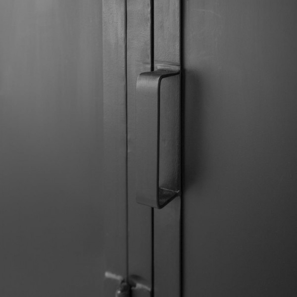 Industrie Vitrine Mlla Metall Schrank schwarz weiß